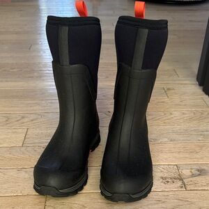 Women's Black Winter Rain Boots